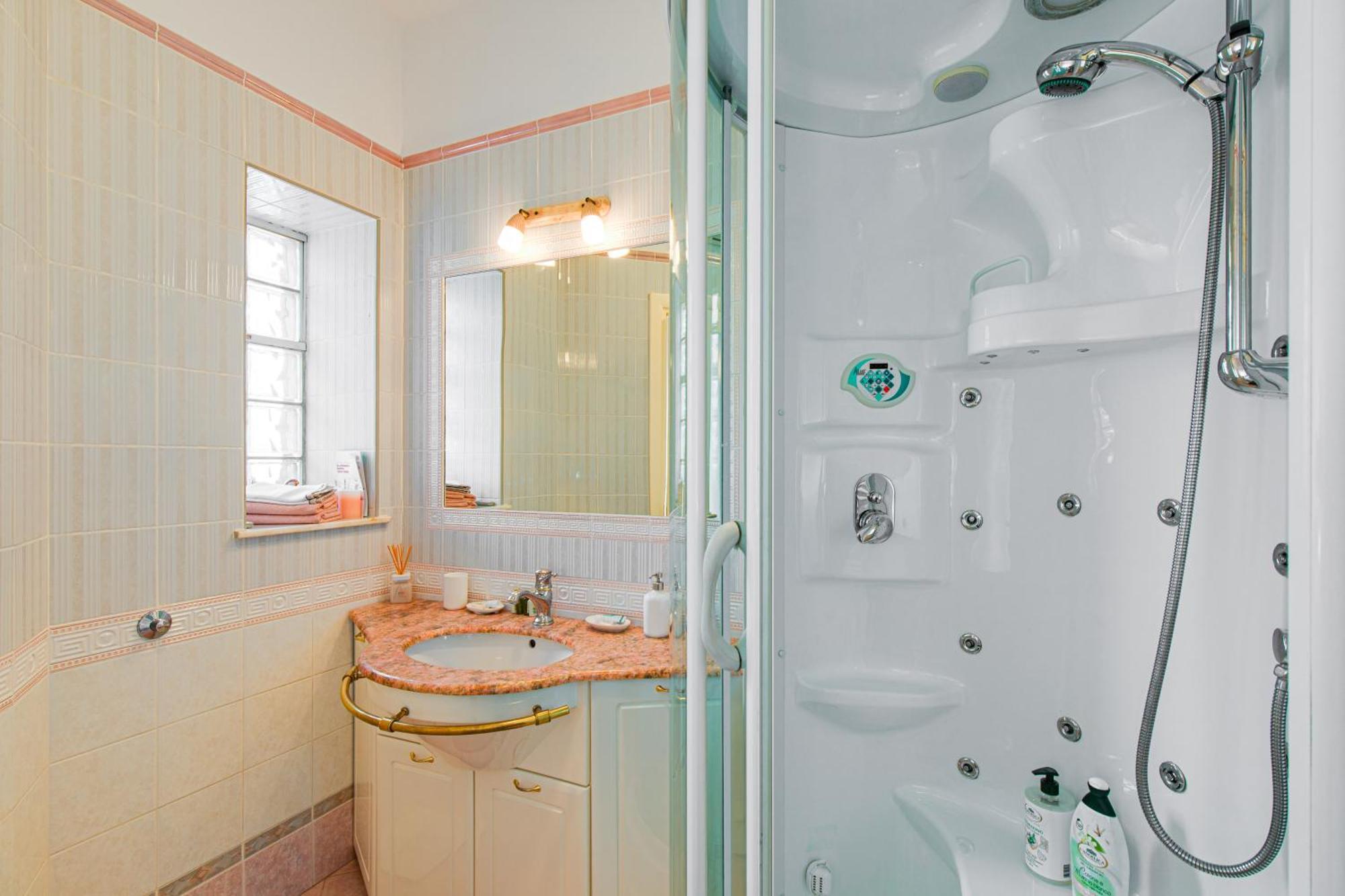Apartment Design Camellia