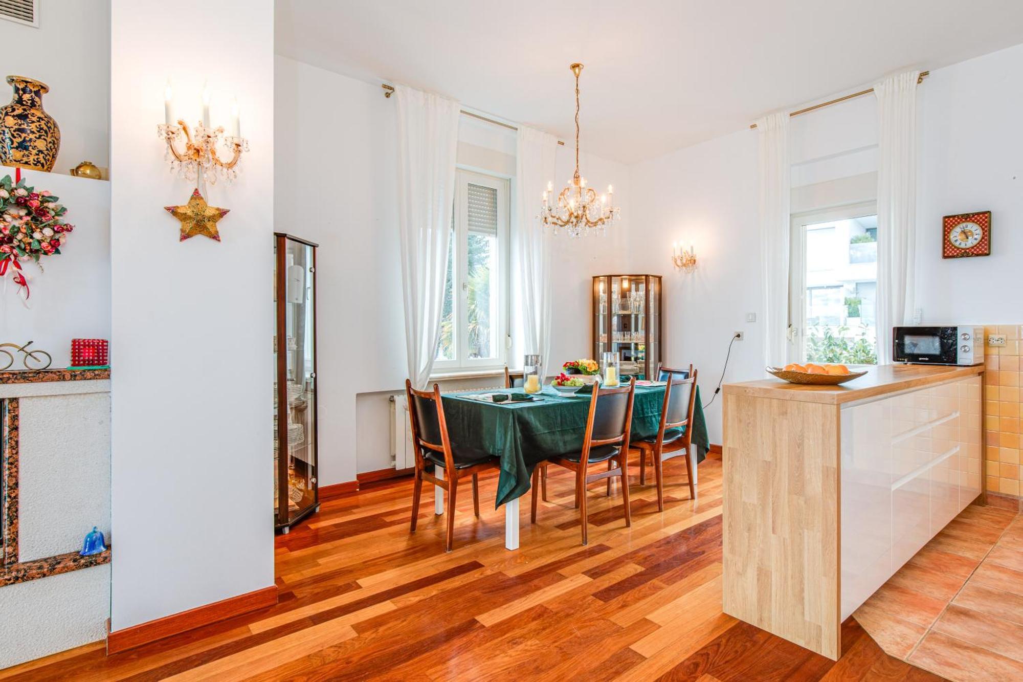 Apartment Design Camellia *