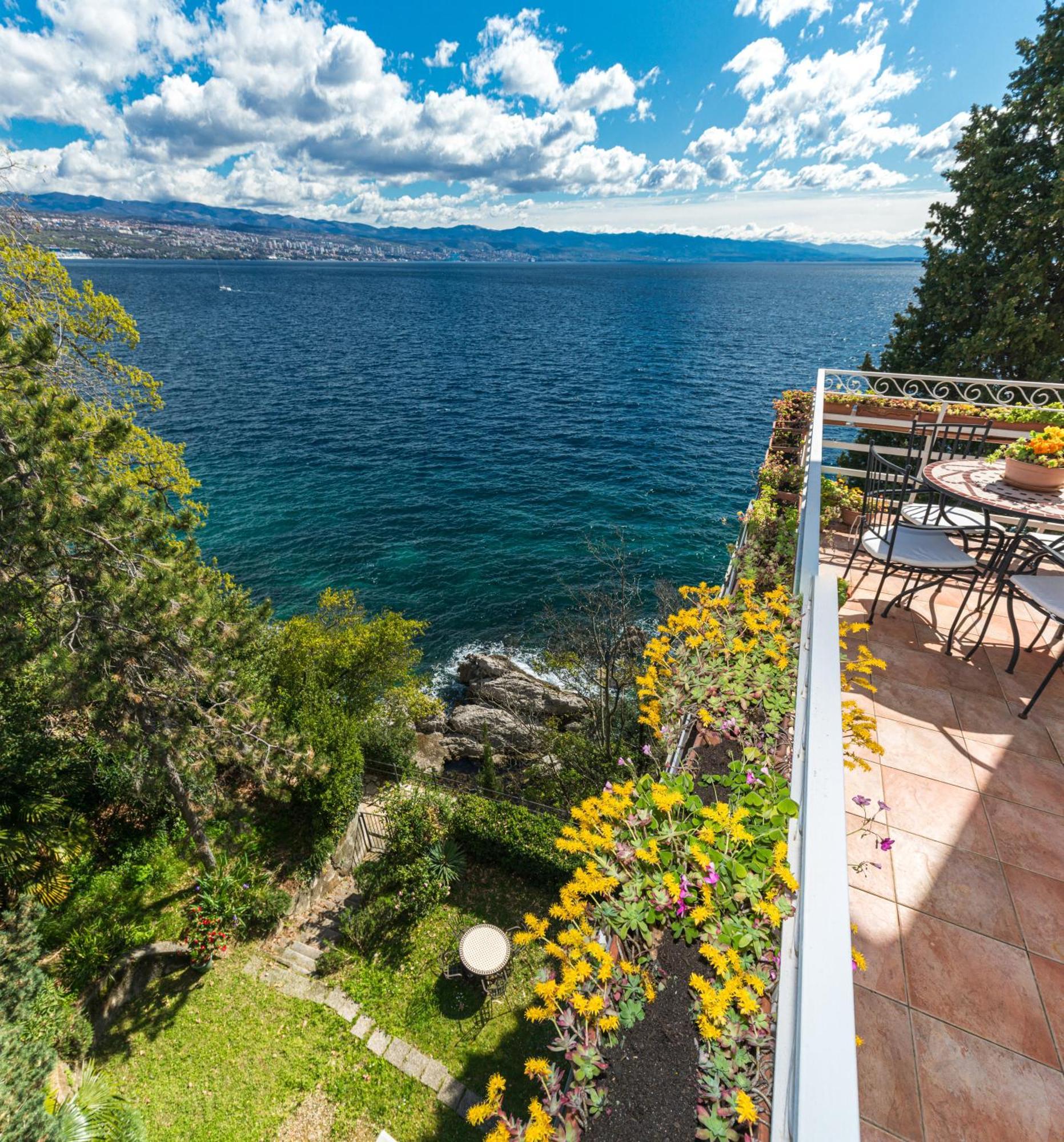 Apartment Design Camellia Opatija